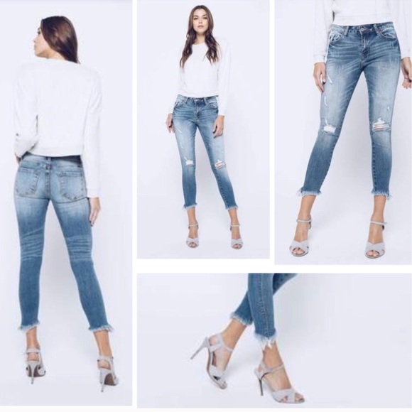 Favorite New leg hugging jeans frayed hem - Picture 4 of 8